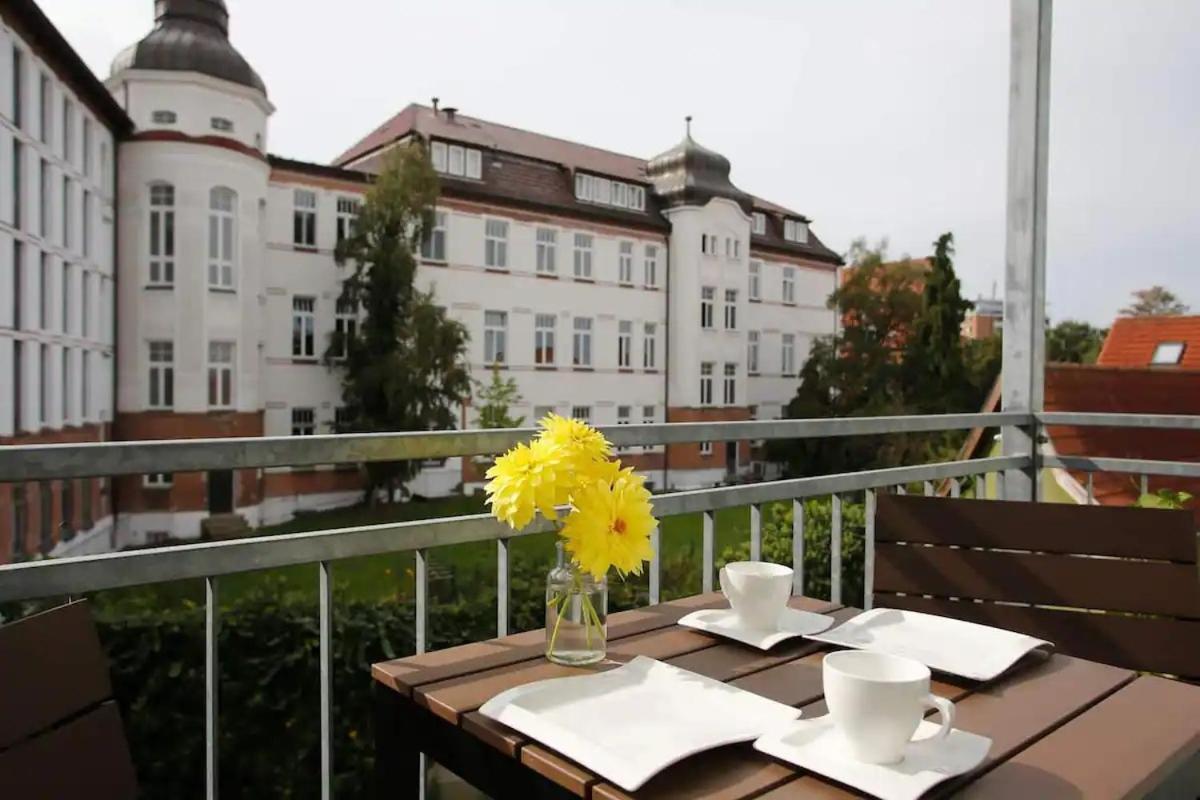 Ostseekrabbe - Ferienwohnungen Ruhig Zentral Rostock Extérieur photo